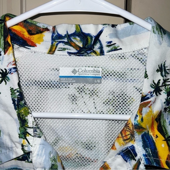 Columbia Men's Trollers Best Fish Print Mesh Back Button Down Shirt Size Large - Picture 4 of 12